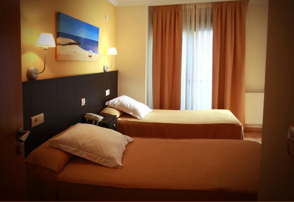 Habitat Cm Muxia Hotel Ngoại thất bức ảnh